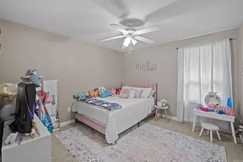 Bedroom - 108 Chimney Rock Rd, Beebe, AR 72012 photo 7 of 8