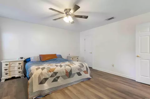 Bedroom - 2708 Eagle Run Dr, Benton, AR 72015 photo 5 of 7