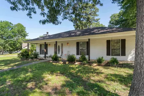 Exterior - 2708 Eagle Run Dr, Benton, AR 72015 photo 3 of 6