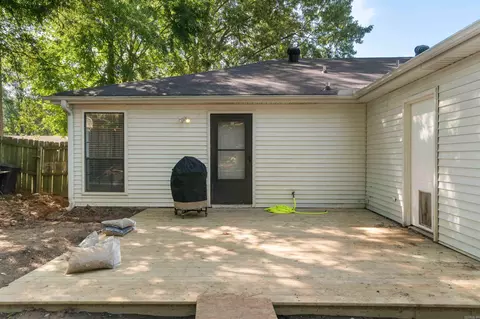 Exterior - 2708 Eagle Run Dr, Benton, AR 72015 photo 5 of 6