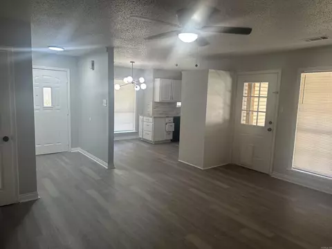 Living - 210 Rodney Guthrie, Cabot, AR 72023 photo 2 of 2
