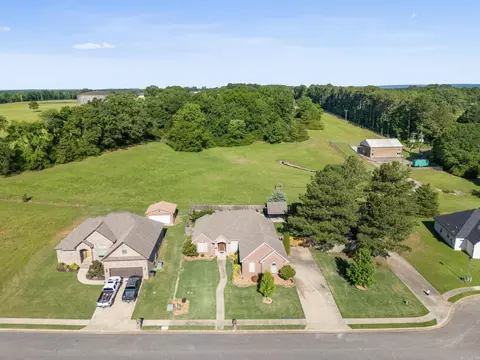 23 Southwind Blvd, Searcy, AR 72143