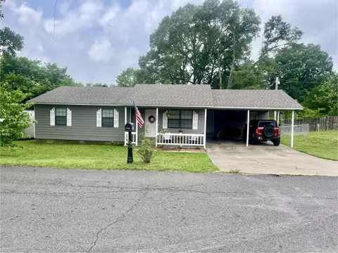 Exterior - 720 Adrian St, Benton, AR 72015 photo 1 of 2