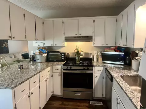 Kitchen - 720 Adrian St, Benton, AR 72015 photo 2 of 5