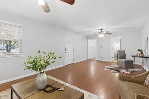 Living - 10626 Pineview Dr, Mabelvale, AR 72103 photo 1 of 3