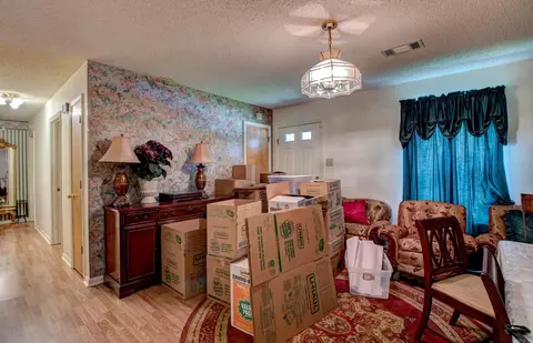 32 Bonnie Park Dr, Pine Bluff, AR 71601 photo 5