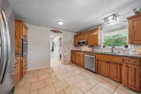 430 Avon Rd, De Queen, AR 71832 photo 4