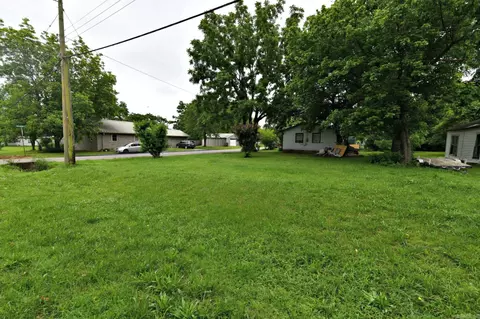 911 Gillham, Mena, AR 71953 photo 5