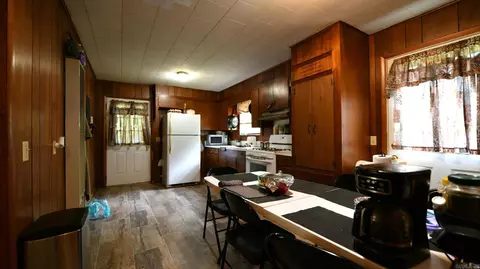911 Gillham, Mena, AR 71953 photo 10