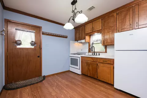 Kitchen - 4976 Hwy 9, Springfield, AR 72157 photo 4 of 5