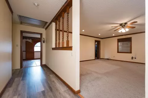 Entry Way - 4976 Hwy 9, Springfield, AR 72157 photo 2 of 4