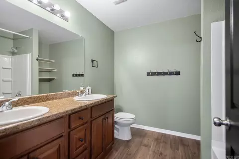 Bath - 4008 Buckthorn Ln, Alexander, AR 72002 photo 1 of 5