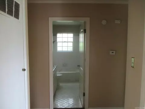 Entry Way - 3908 S Hazel St, Pine Bluff, AR 71603 photo 1 of 1