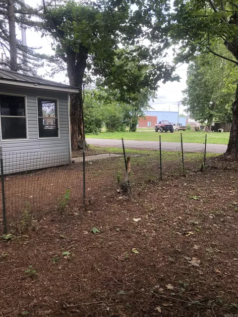 310 W Ruby St, Paragould, AR 72450 photo 8