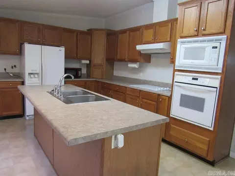 113 Caney Meadows Dr, Plumerville, AR 72127 photo 8