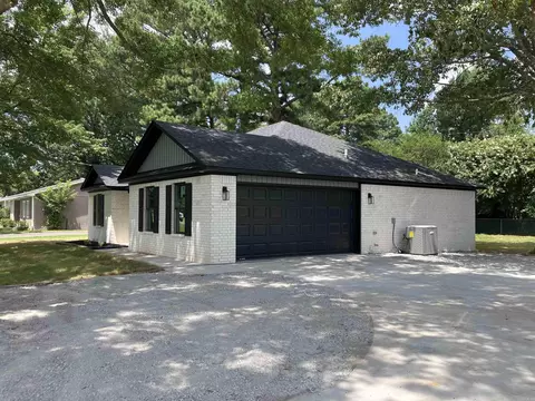Exterior - 906 W Center St, Beebe, AR 72012 photo 4 of 6