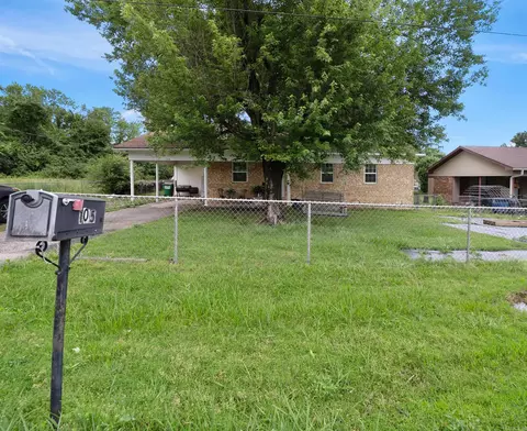 Exterior - 105 Rhode Island St, Beebe, AR 72012 photo 7 of 7