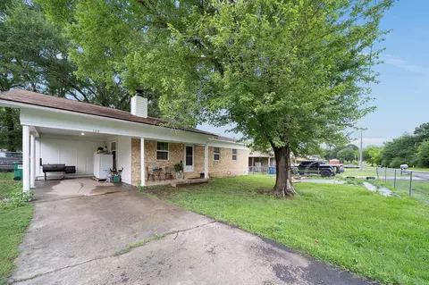 Exterior - 105 Rhode Island St, Beebe, AR 72012 photo 1 of 7