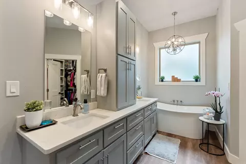 Bath - 152 Clayboy Dr, Austin, AR 72007 photo 1 of 8