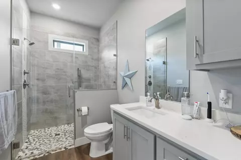 Bath - 152 Clayboy Dr, Austin, AR 72007 photo 8 of 8