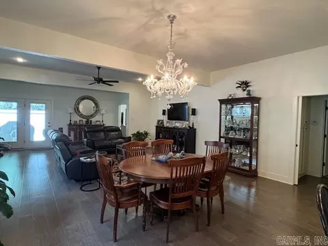 Dining - 2880 Stonebrook Cv, Conway, AR 72034 photo 3 of 4