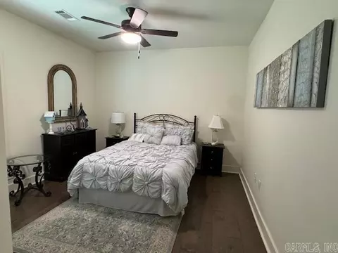 Bedroom - 2880 Stonebrook Cv, Conway, AR 72034 photo 4 of 5