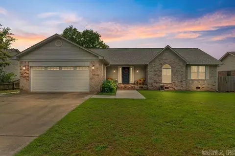 301 Jennifer Ln, Searcy, AR 72143