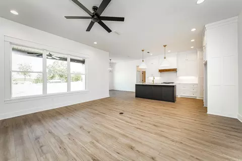 57 Republican Loop, Greenbrier, AR 72058 photo 6