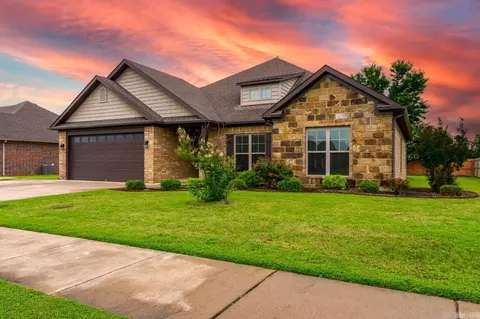1690 Josh Dr, Conway, AR 72034 photo 2