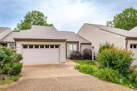 601 Woodlawn Dr #18, Fairfield Bay, AR 72088