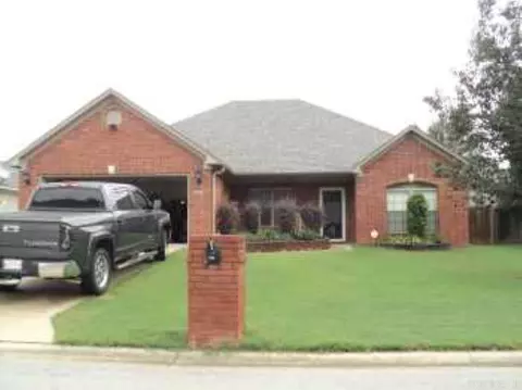 2902 Falcon Ct, Benton, AR 72015 photo 1
