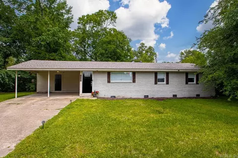 2302 E Meadowbrook, Bryant, AR 72022 photo 1