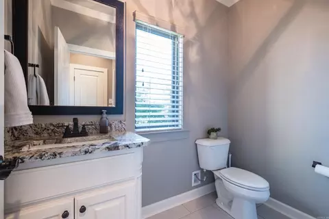 Bath - 2525 Aberdeen Dr, Bryant, AR 72019 photo 8 of 8