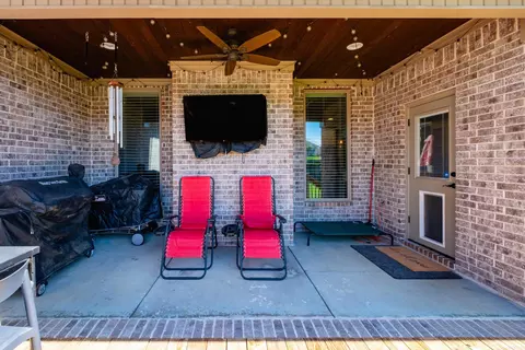 Exterior - 2525 Aberdeen Dr, Bryant, AR 72019 photo 6 of 7