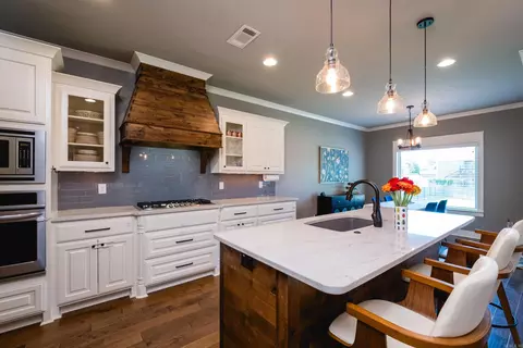 Kitchen - 2525 Aberdeen Dr, Bryant, AR 72019 photo 1 of 8