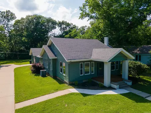 315 Locust, Conway, AR 72034 photo 4