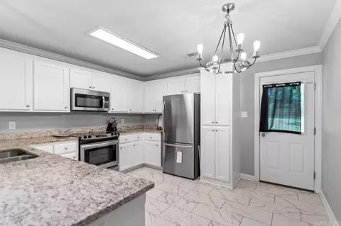 511 S Shady Ln, Benton, AR 72015 photo 6