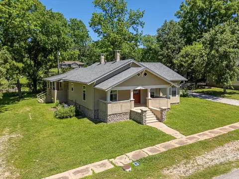 207 Combs Ave, Cotter, AR 72626 photo 1