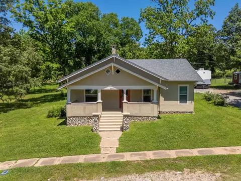 207 Combs Ave, Cotter, AR 72626 photo 3
