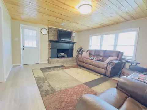 Living - 9689 W Ar 56 Hwy, Wideman, AR 72585 photo 1 of 2