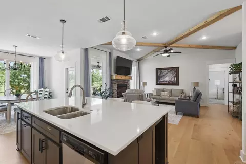 10584 Gunter Loop, Benton, AR 72019 photo 9