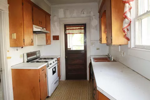 Kitchen - 616 E 7th St, El Dorado, AR 71730 photo 1 of 1