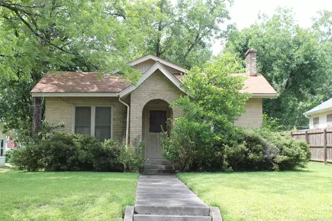 Exterior - 616 E 7th St, El Dorado, AR 71730 photo 1 of 4