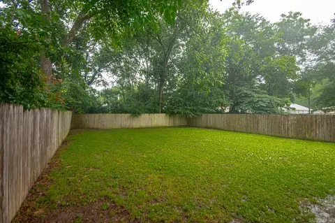 Exterior - 1927 College Ave, Conway, AR 72034 photo 8 of 10