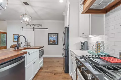 Kitchen - 1927 College Ave, Conway, AR 72034 photo 2 of 2