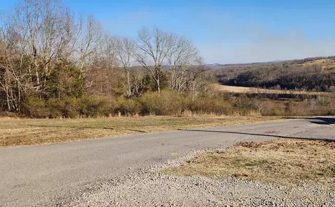 404 8th St, Cotter, AR 72626 photo 4