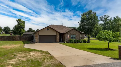390 Bobwhite Cir, Lonoke, AR 72086 photo 4