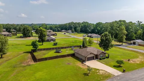 390 Bobwhite Cir, Lonoke, AR 72086 photo 10