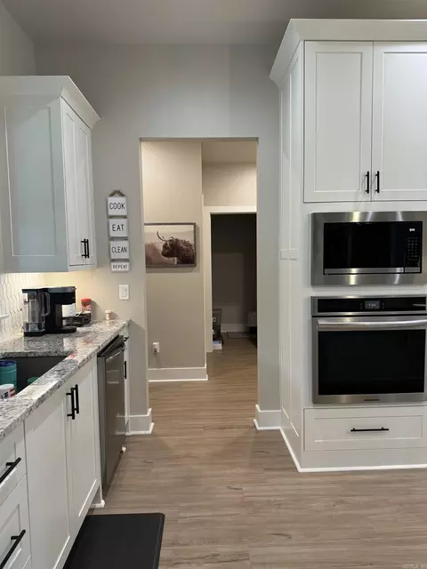 Kitchen - 106 Harmony Village Dr, Haskell, AR 72015 photo 4 of 4