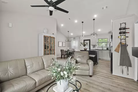 23 Edward Dr, Ward, AR 72176 photo 4